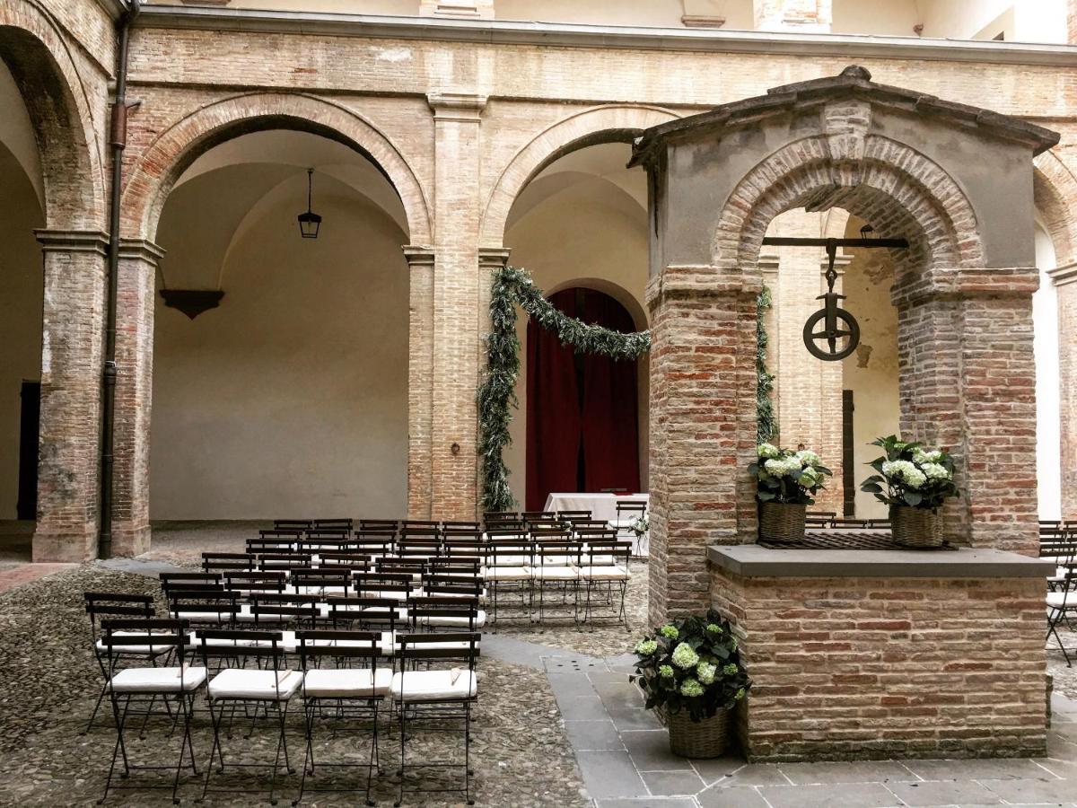 Alla Locanda Del Cinquecento 카스트로카로테르메 외부 사진